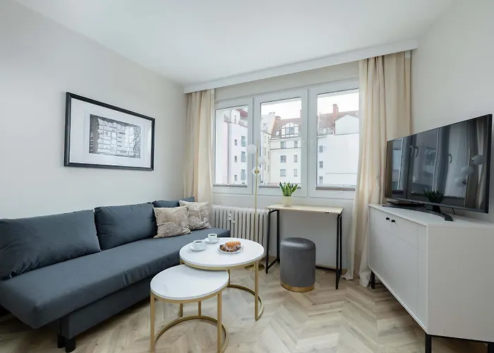Apartament Cozy With Workspace In The Center By Renters